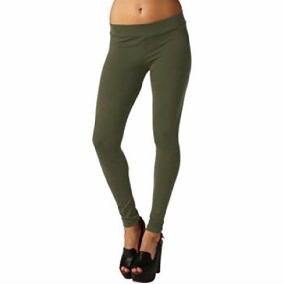 Matty M Pants - Like New Green Matty M Leggings